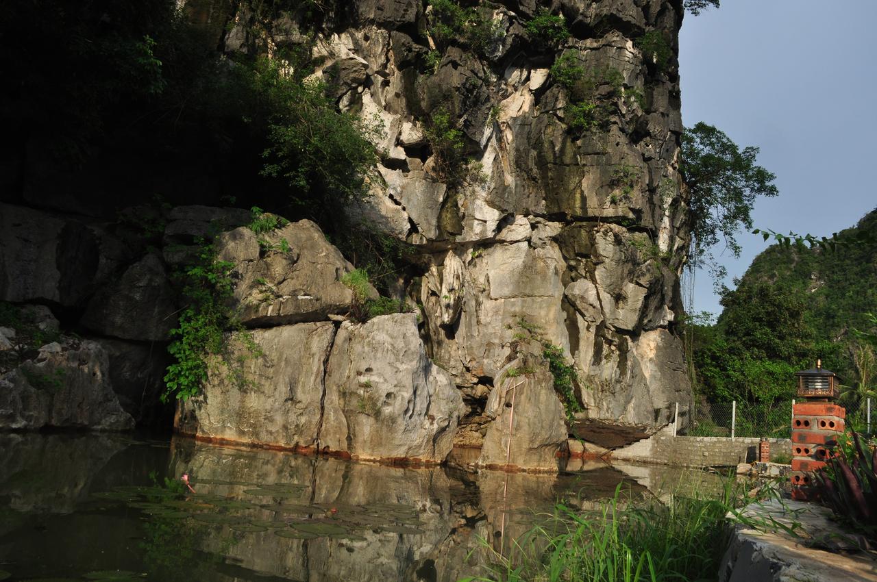 Trang An Valley Bungalow นิญบิ่ญ ภายนอก รูปภาพ